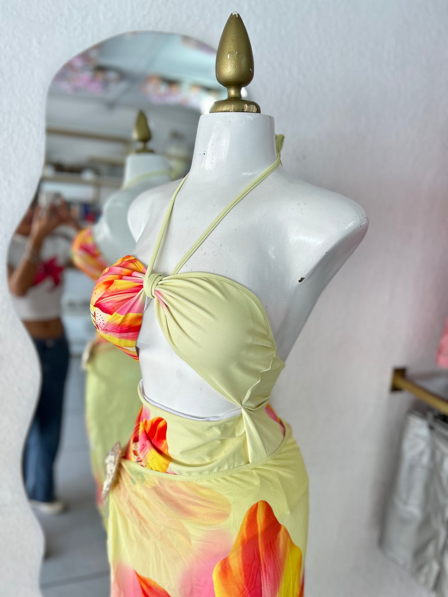 Traje de baño sol tropical