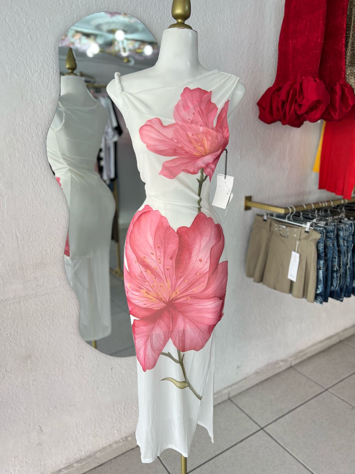 VESTIDO BLANCO FLOR ROSA