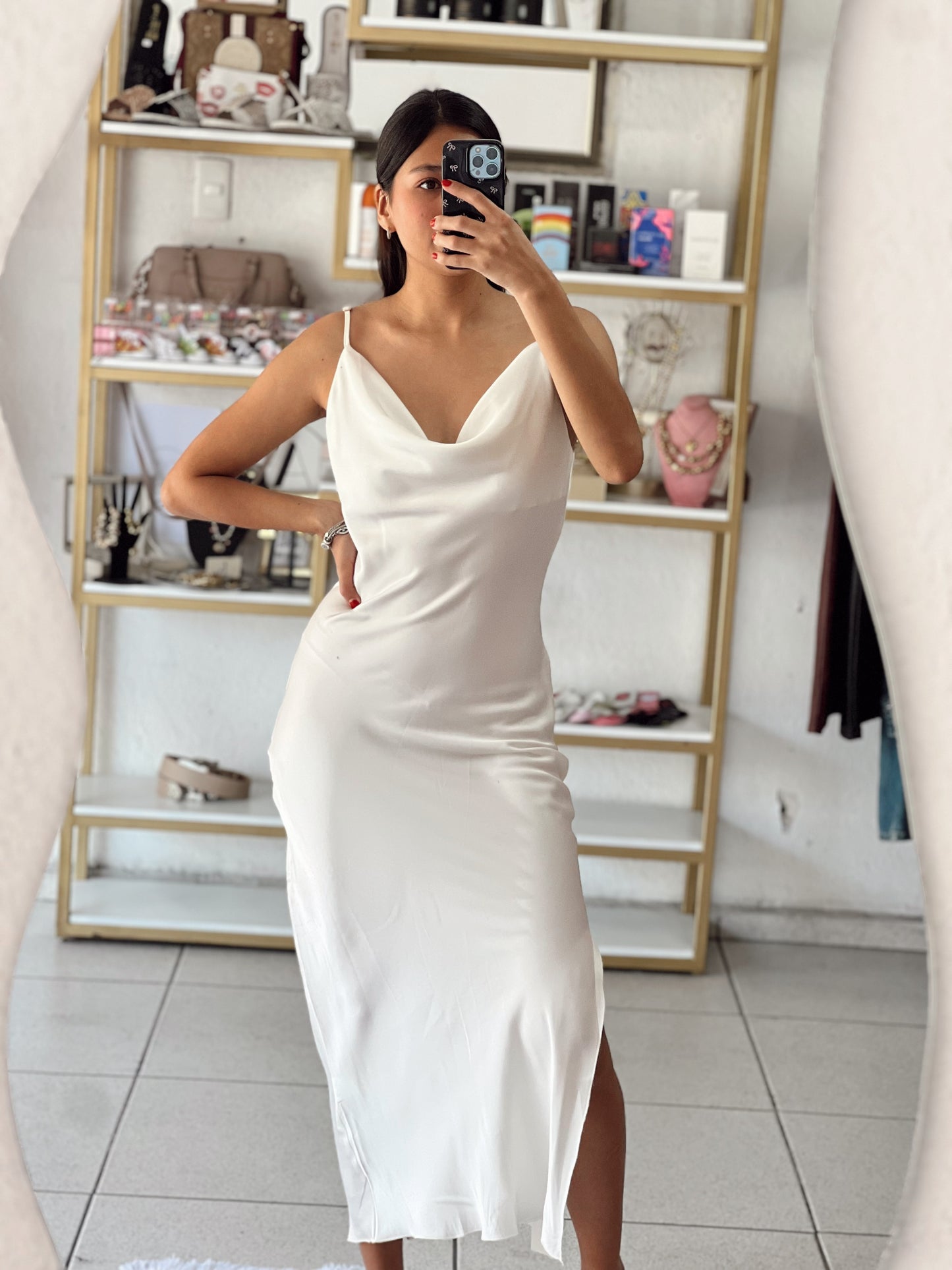 Vestido satin perla