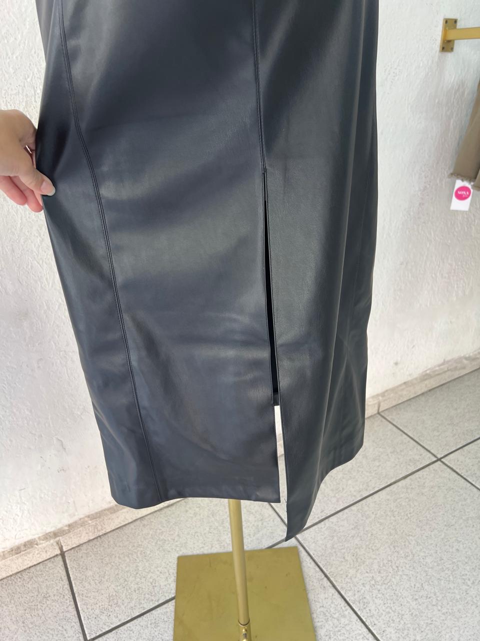 VESTIDO NEGRO VINIPIEL