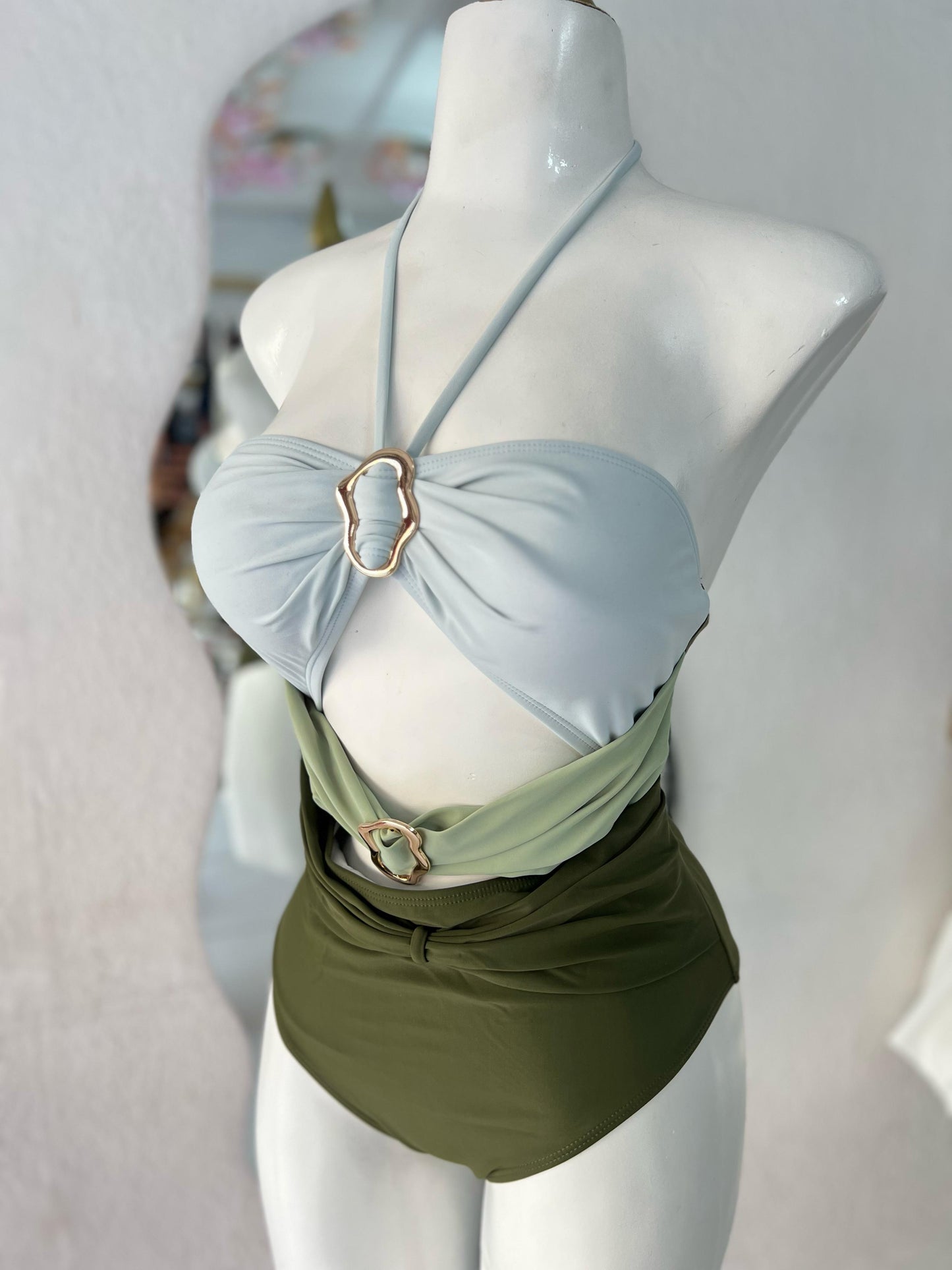 TRAJE DE  BAÑO ESMERALDA COMPLETO