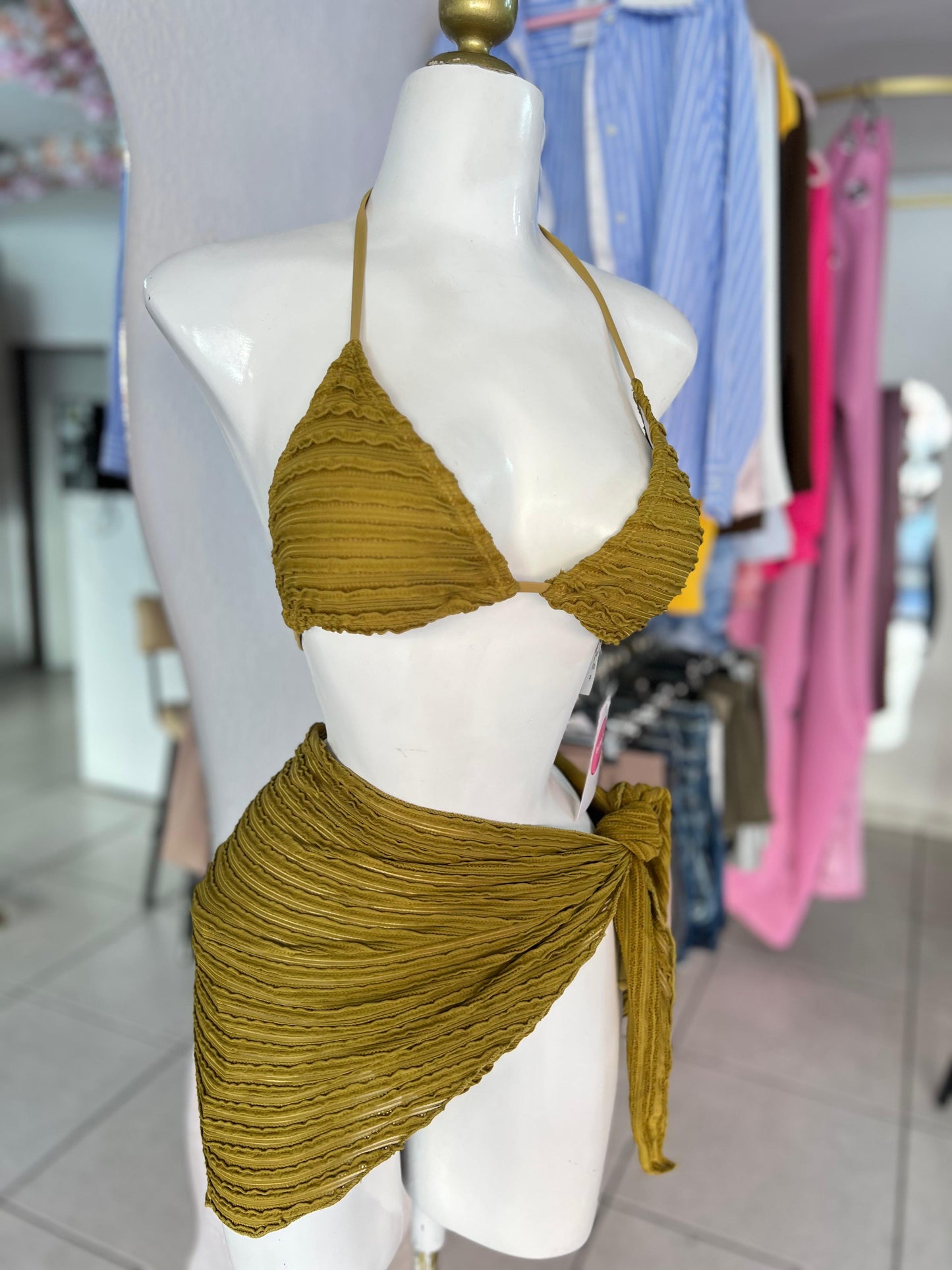 TRAJE DE BAÑO VERDE OLIVA 3 PZ