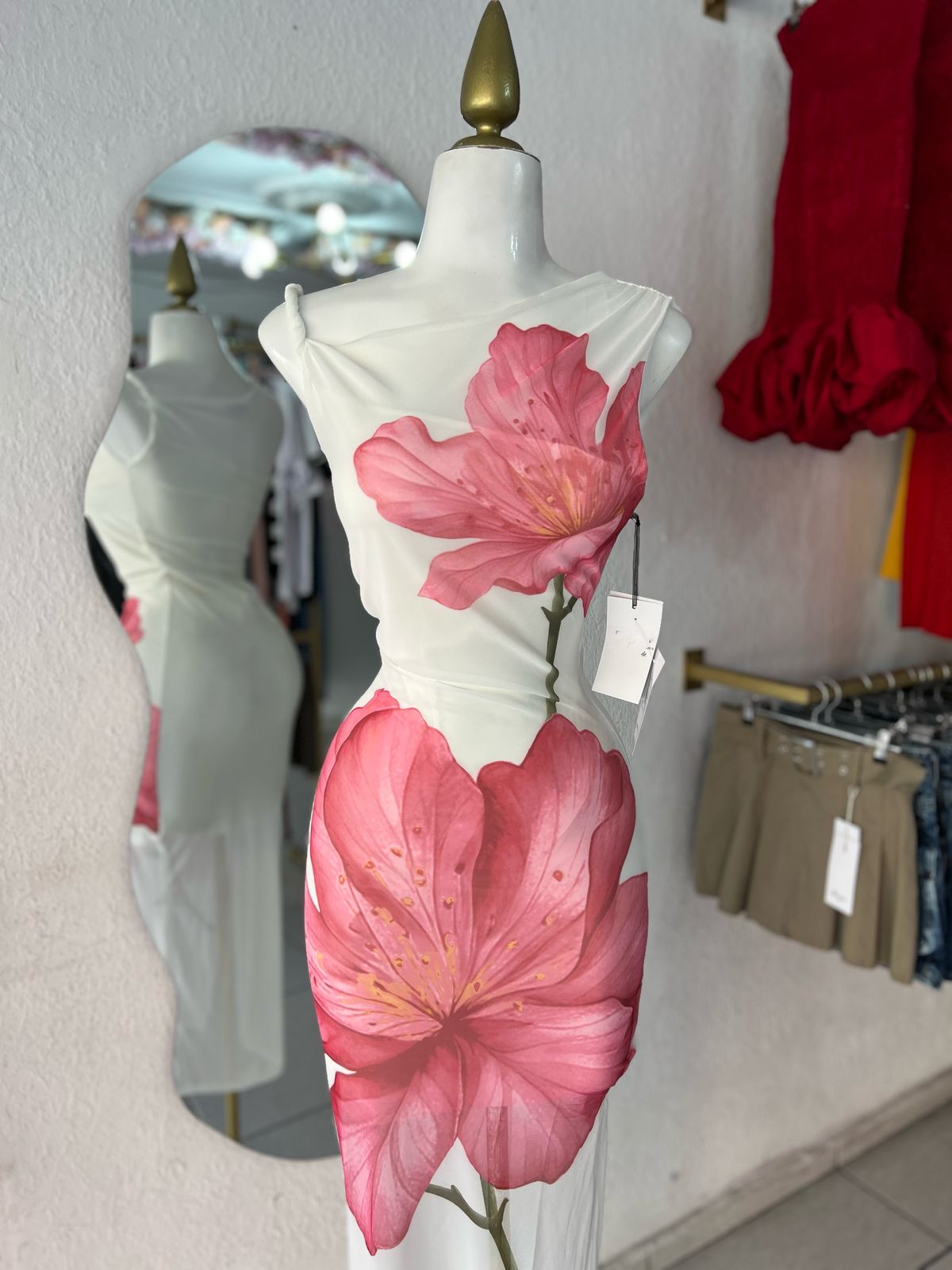 VESTIDO BLANCO FLOR ROSA