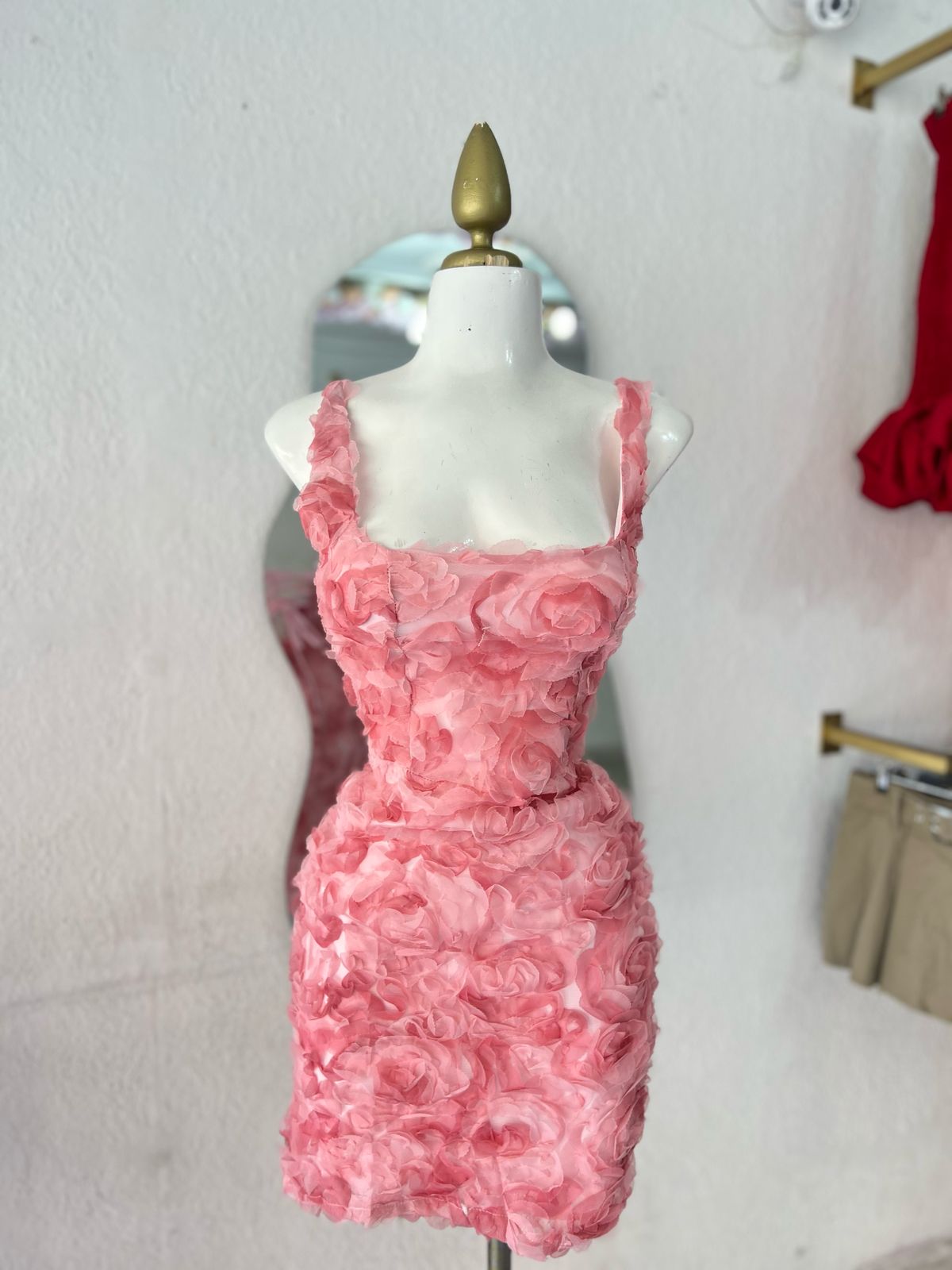 VESTIDO ROSA FLORES 3D