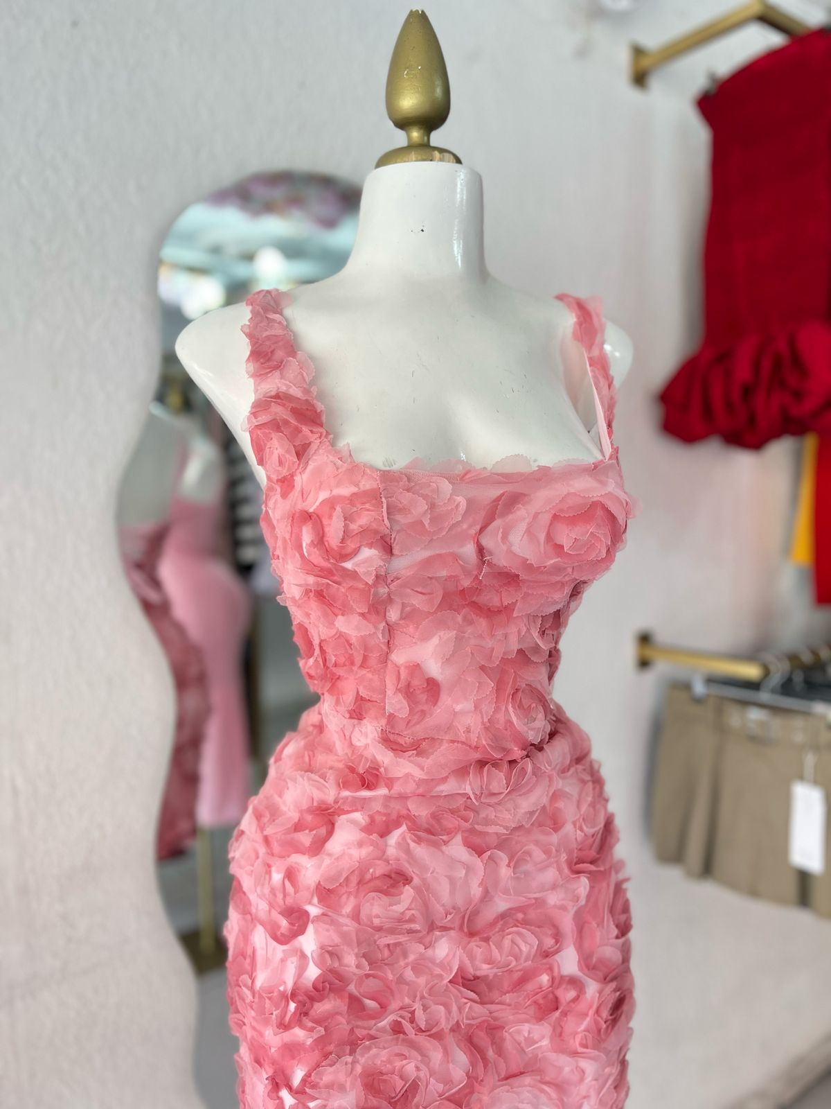 VESTIDO ROSA FLORES 3D