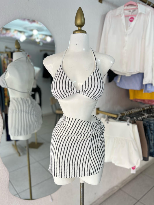TRAJE DE BAÑO RAYADO 3 PZ